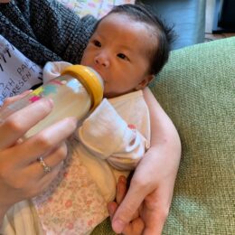 ミルクの吐き戻し　赤ちゃんは苦しいの？？？